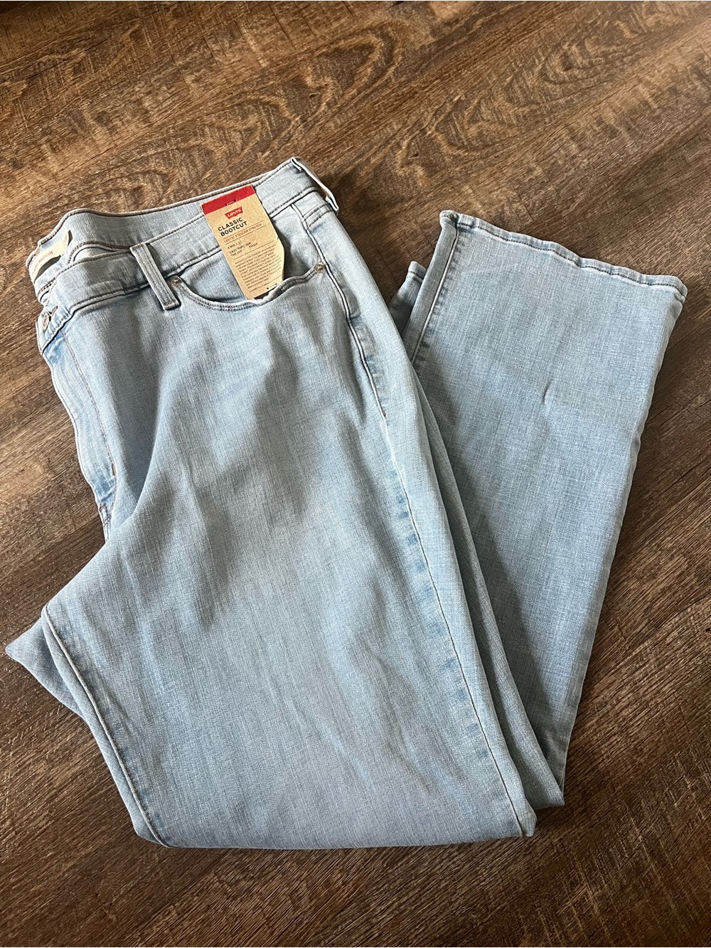 Levi's Classic Bootcut-Leg Jeans- Size 24W